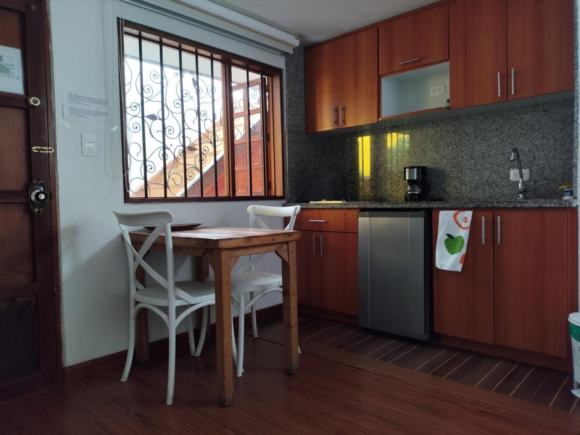 Apartaestudios La Candelaria Bogotá Szoba fotó
